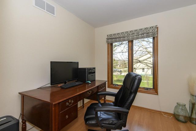 W217N9748 White Horse DRIVE, Colgate, WI 53017