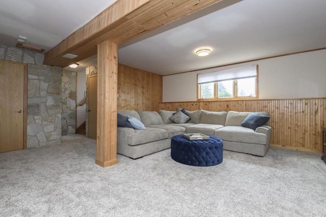 W217N9748 White Horse DRIVE, Colgate, WI 53017