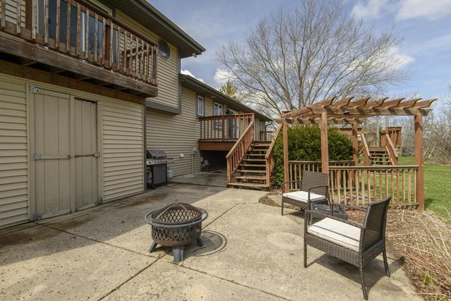 W217N9748 White Horse DRIVE, Colgate, WI 53017