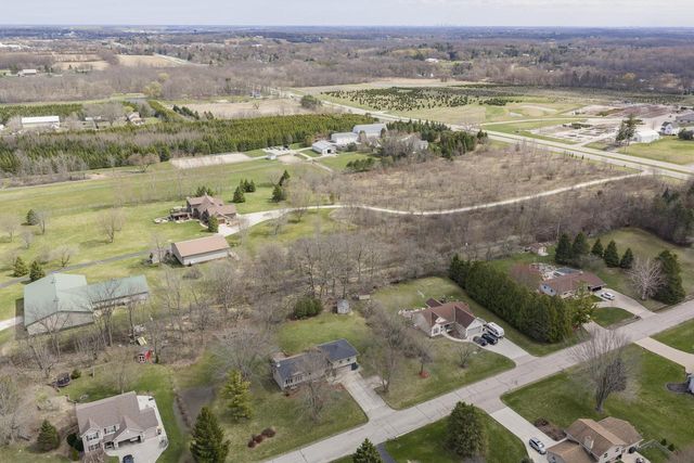 W217N9748 White Horse DRIVE, Colgate, WI 53017