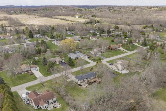 W217N9748 White Horse DRIVE, Colgate, WI 53017