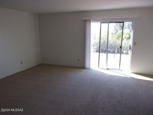 5025 N Placita Cholula, Tucson, AZ 85718