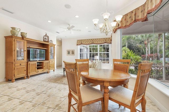 1910 Breakers Pointe Way, West Palm Beach, FL 33411