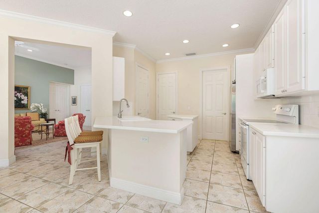 1910 Breakers Pointe Way, West Palm Beach, FL 33411