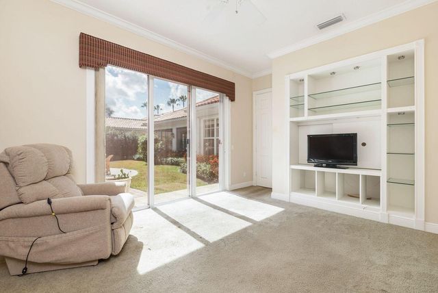 1910 Breakers Pointe Way, West Palm Beach, FL 33411