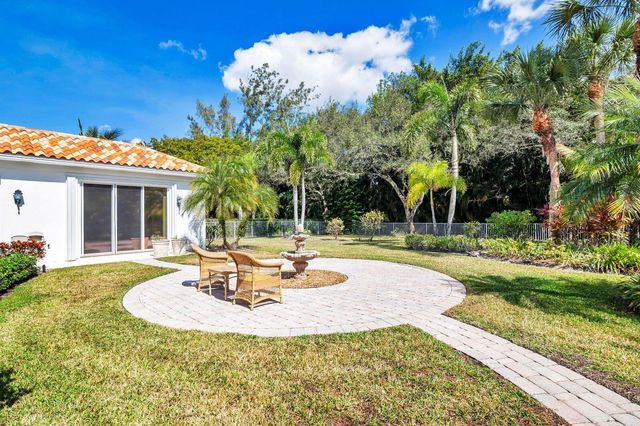 1910 Breakers Pointe Way, West Palm Beach, FL 33411