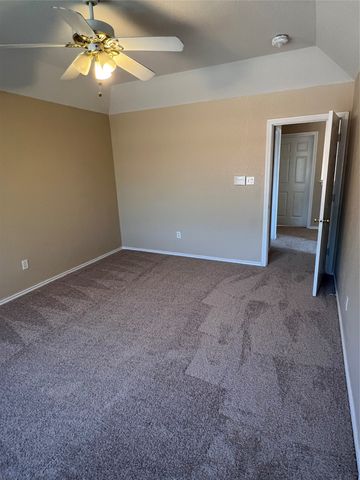 902 Brose Drive, Lewisville, TX 75067