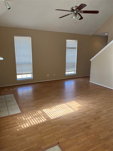 902 Brose Drive, Lewisville, TX 75067