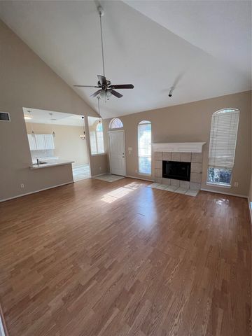902 Brose Drive, Lewisville, TX 75067