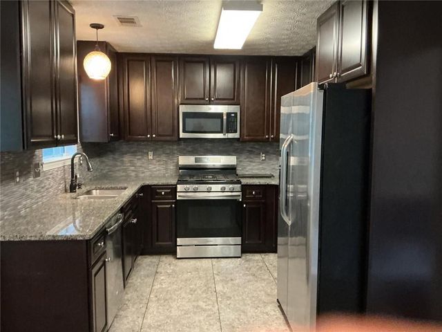 5681 Winchester Place, Lithonia, GA 30038