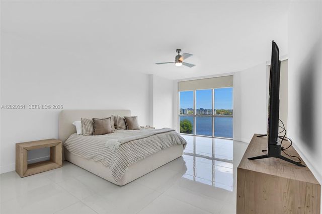 17111 Biscayne Boulevard 506, North Miami Beach, FL 33160