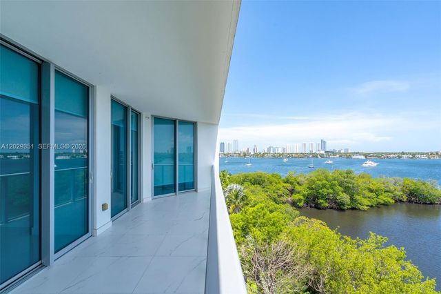 17111 Biscayne Boulevard 506, North Miami Beach, FL 33160