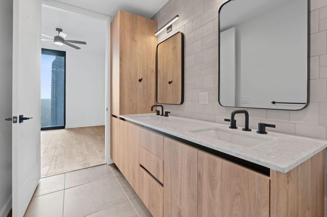 84 East Ave 3809, Austin, TX 78701