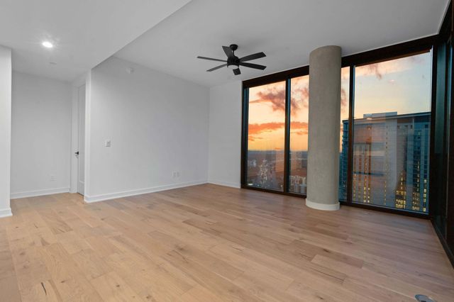 84 East Ave 3809, Austin, TX 78701