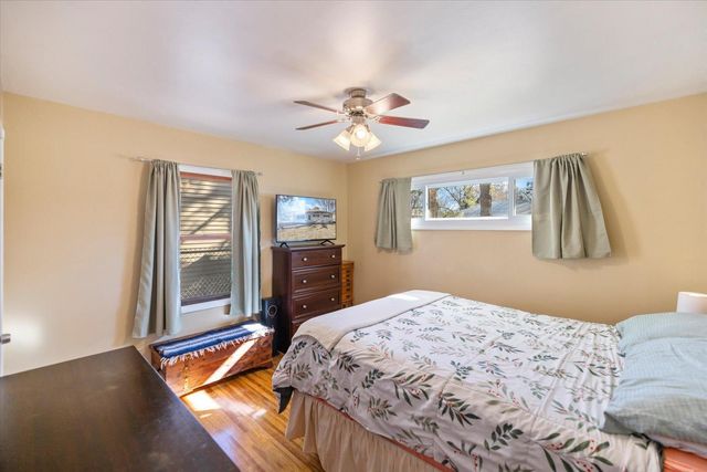 2559 Herschel Street, Roseville, MN 55113