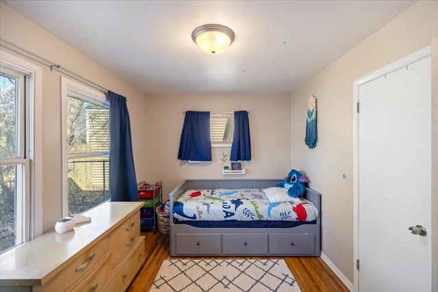 2559 Herschel Street, Roseville, MN 55113