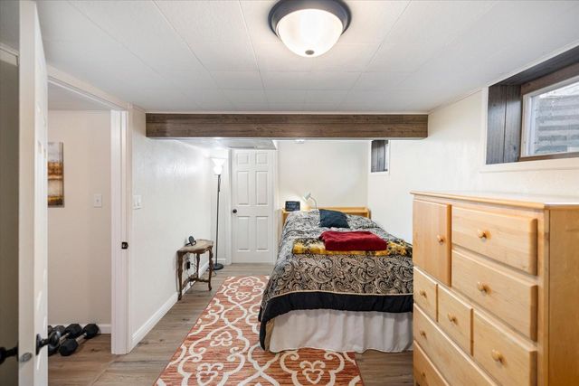 2559 Herschel Street, Roseville, MN 55113