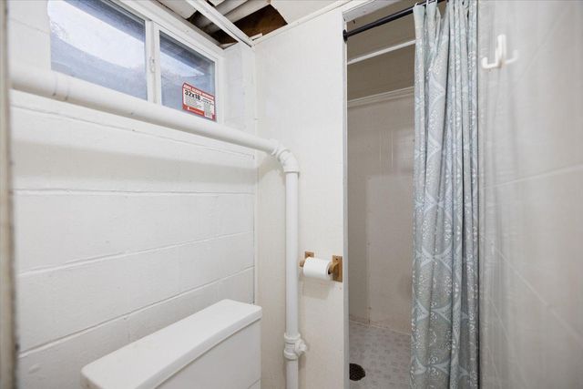 2559 Herschel Street, Roseville, MN 55113