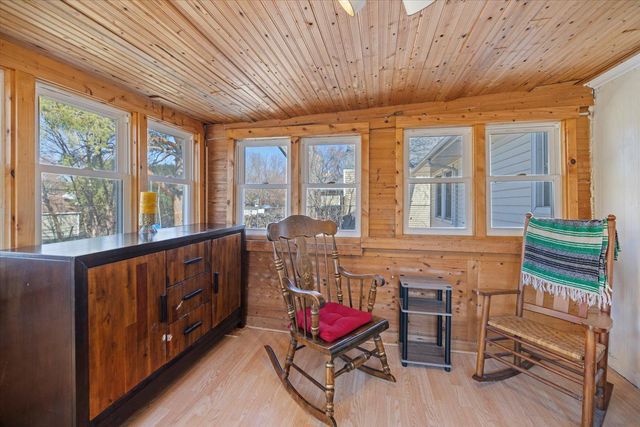 2559 Herschel Street, Roseville, MN 55113