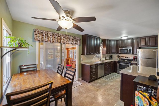 2559 Herschel Street, Roseville, MN 55113