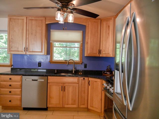536 CRESTPARK DR, Glen Burnie, MD 21061