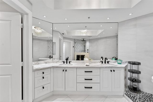 5823 BOWEN DANIEL DRIVE 906, Tampa, FL 33616