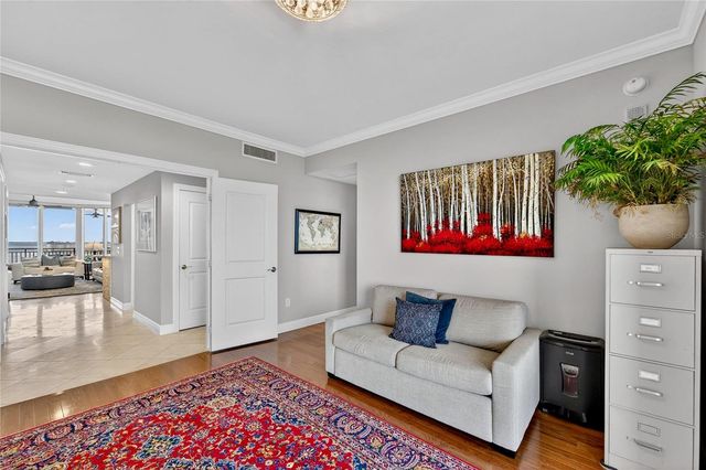 5823 BOWEN DANIEL DRIVE 906, Tampa, FL 33616