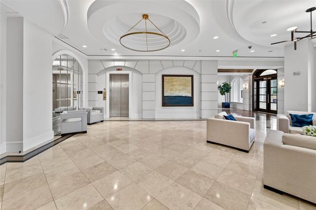 5823 BOWEN DANIEL DRIVE 906, Tampa, FL 33616