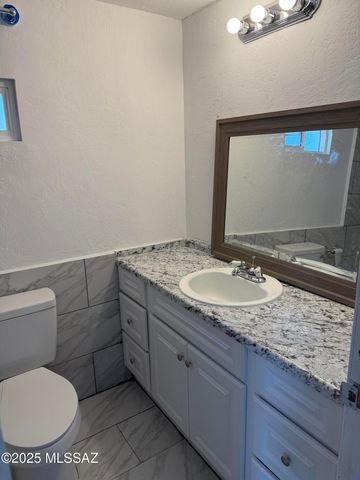 13454 N Adonis Road, Marana, AZ 85658