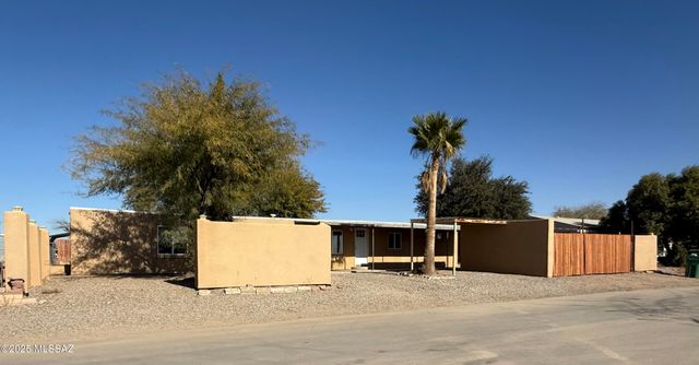 13454 N Adonis Road, Marana, AZ 85658