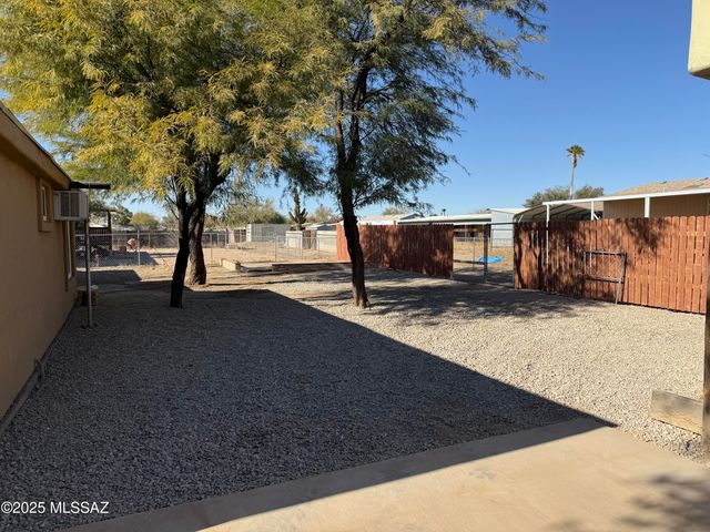 13454 N Adonis Road, Marana, AZ 85658