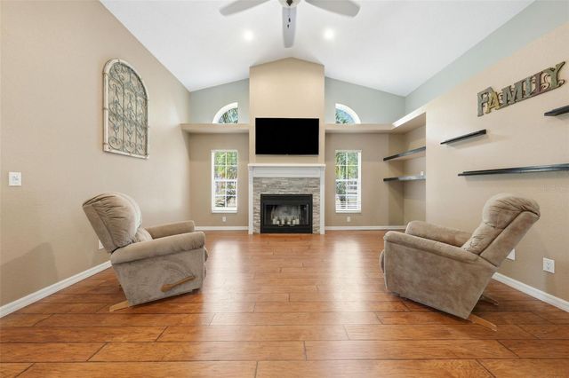 11109 GOLDEN EAGLE AVENUE, Weeki Wachee, FL 34613