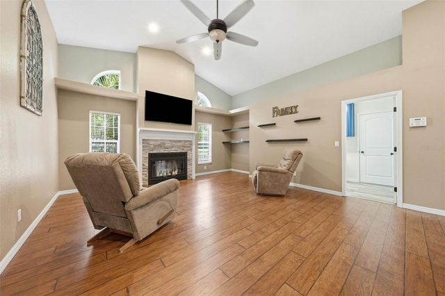 11109 GOLDEN EAGLE AVENUE, Weeki Wachee, FL 34613
