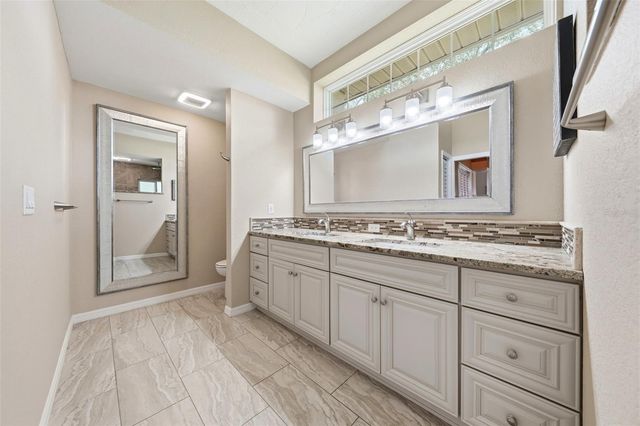 11109 GOLDEN EAGLE AVENUE, Weeki Wachee, FL 34613