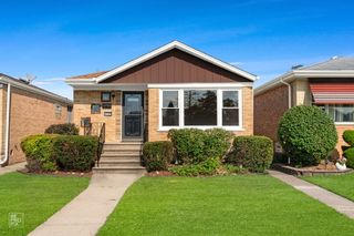4733 S Kenneth Avenue, Chicago, IL 60632