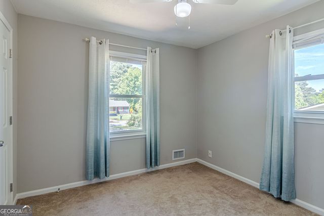 1527 Bennett Road, Grayson, GA 30017
