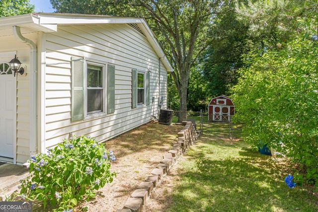 1527 Bennett Road, Grayson, GA 30017