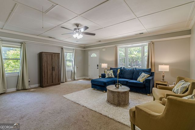 1527 Bennett Road, Grayson, GA 30017