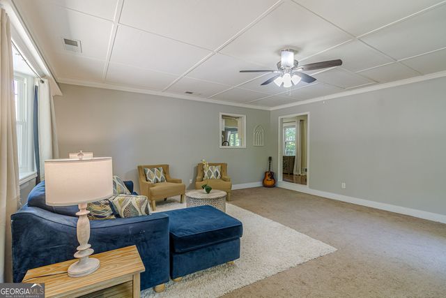 1527 Bennett Road, Grayson, GA 30017