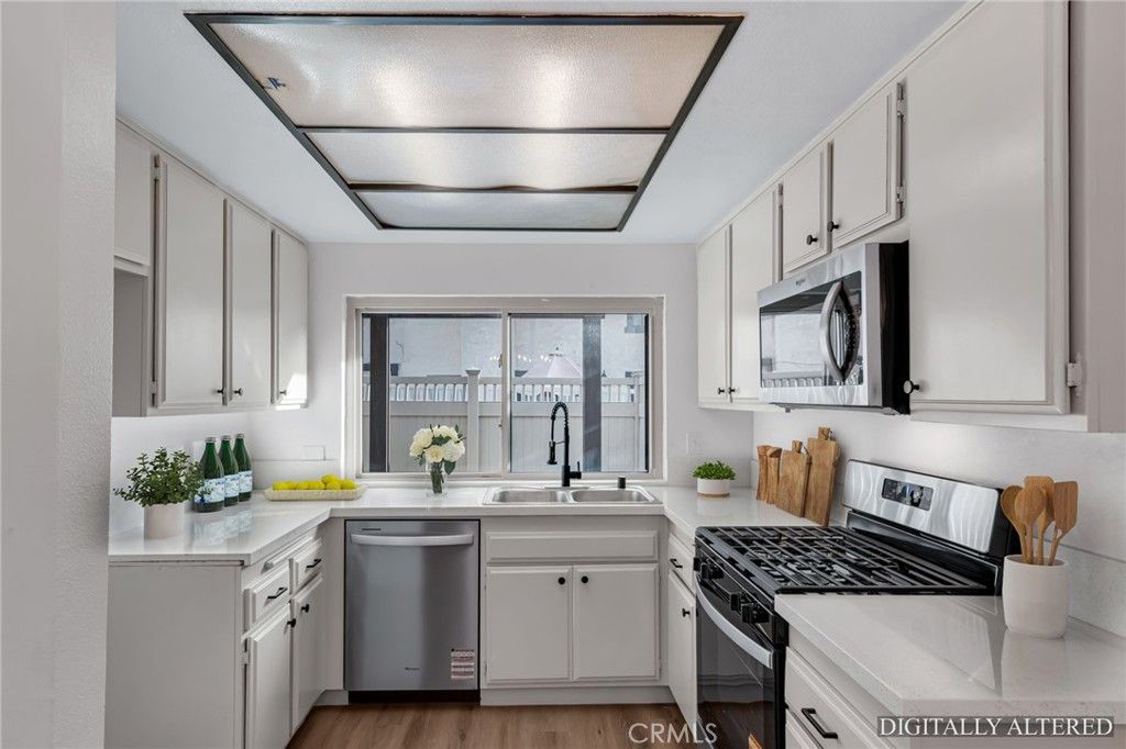 Image 13 of property listing at 9904 Aspen Circle, Santa Fe Springs, CA 90670