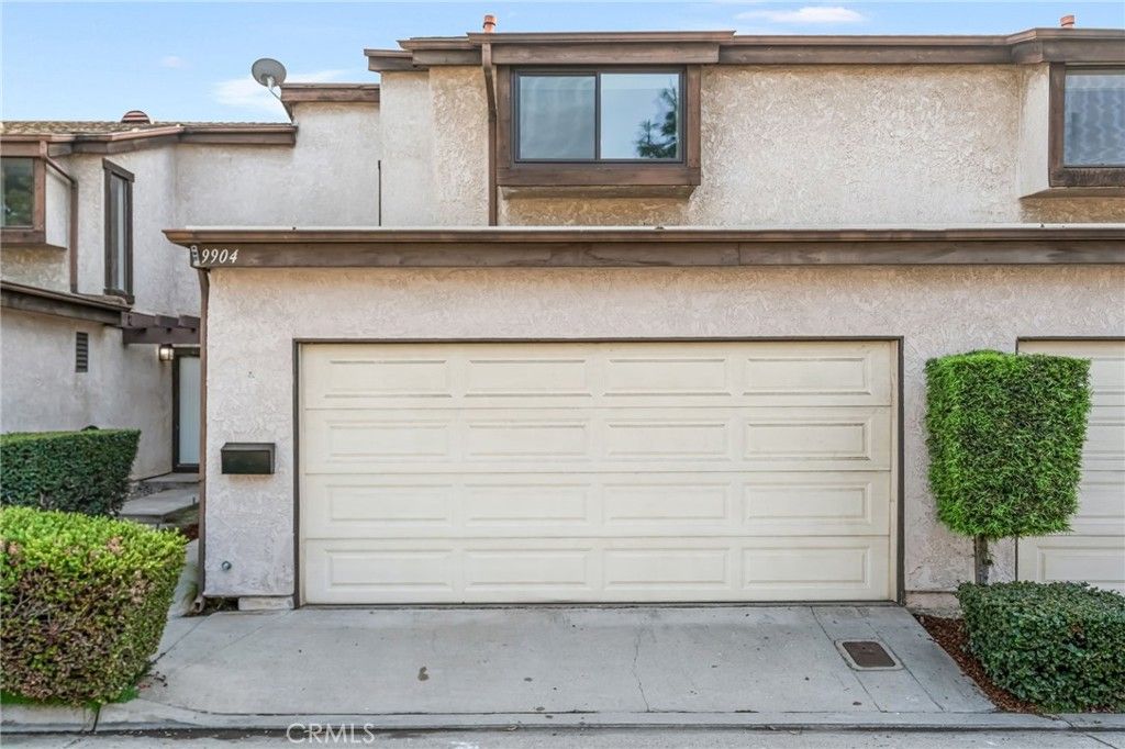 Image 2 of property listing at 9904 Aspen Circle, Santa Fe Springs, CA 90670