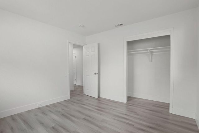 8013 El Cajon St, Stockton, CA 95210