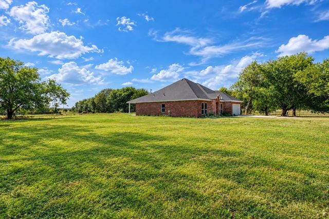 1659 County Road 613, Farmersville, TX 75442