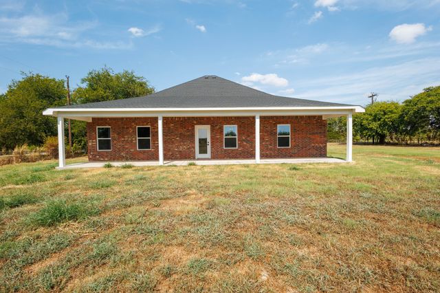 1659 County Road 613, Farmersville, TX 75442
