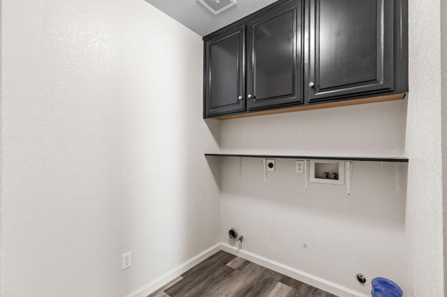 968 Carter St, Folsom, CA 95630