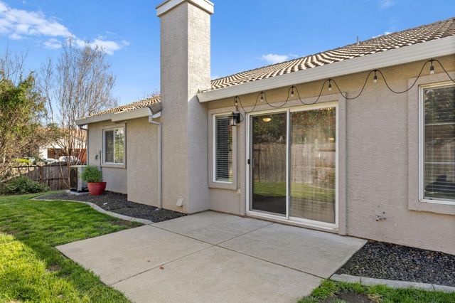 968 Carter St, Folsom, CA 95630