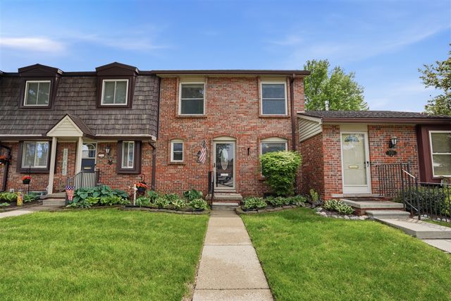 18239 Jamestown Circle, Northville, MI 48168