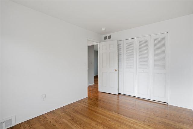 18239 Jamestown Circle, Northville, MI 48168