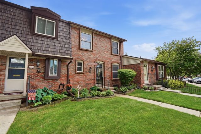 18239 Jamestown Circle, Northville, MI 48168