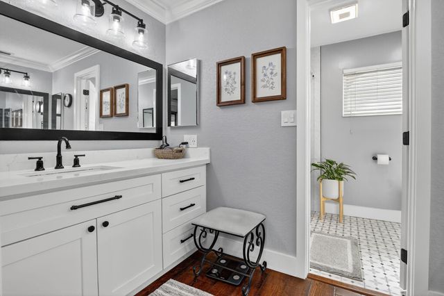 11611 SW 52nd St, Cooper City, FL 33330